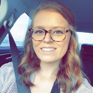 Meet your Posher, Kora